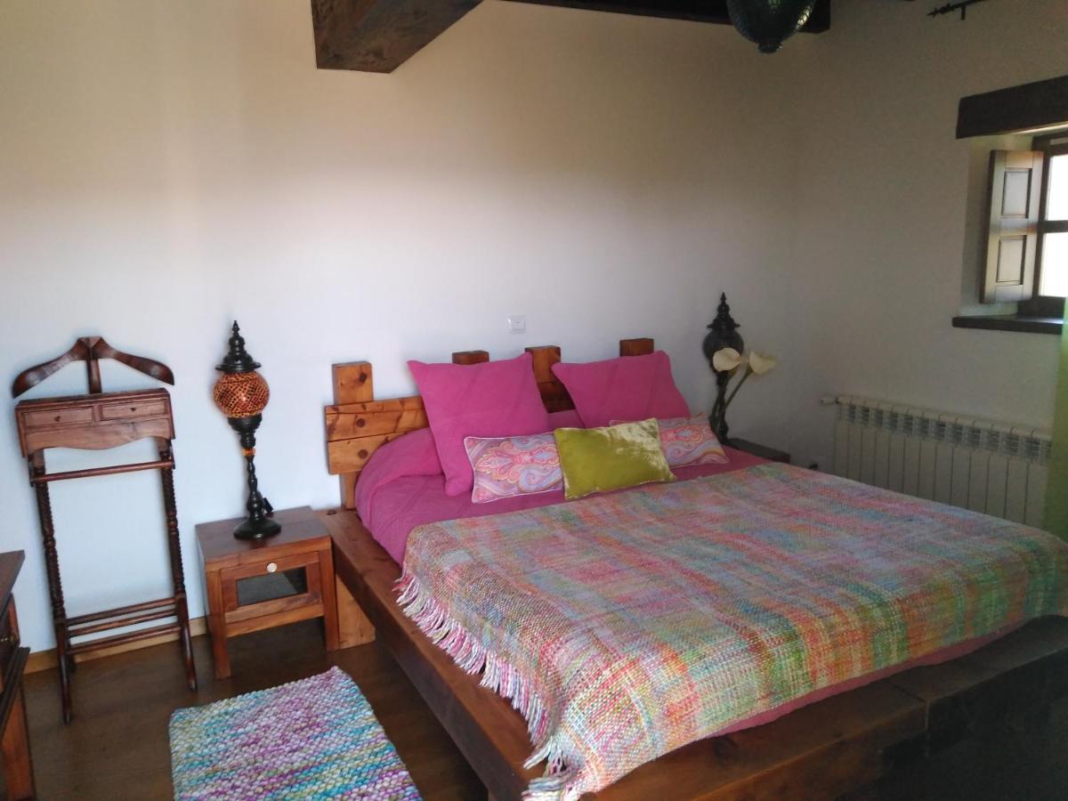 בית הארחה Udias 	Casa Sel De Breno מראה חיצוני תמונה